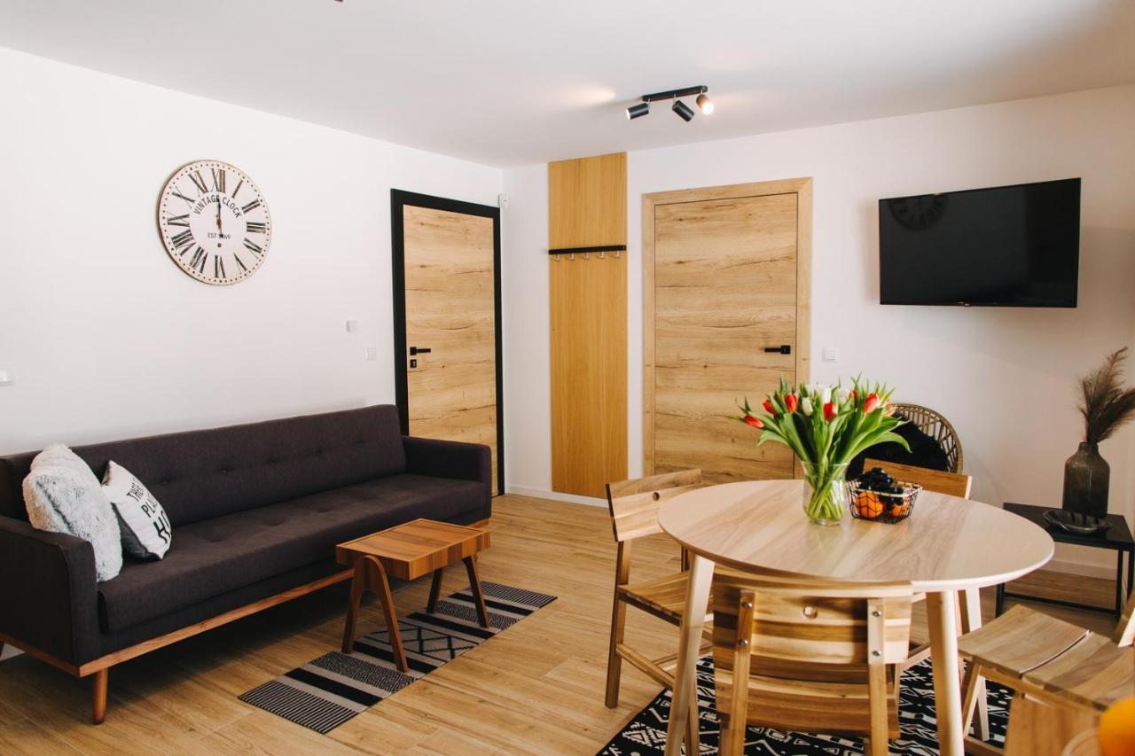 Apartamenty 'Okno Z Widokiem' วีสวา ภายนอก รูปภาพ