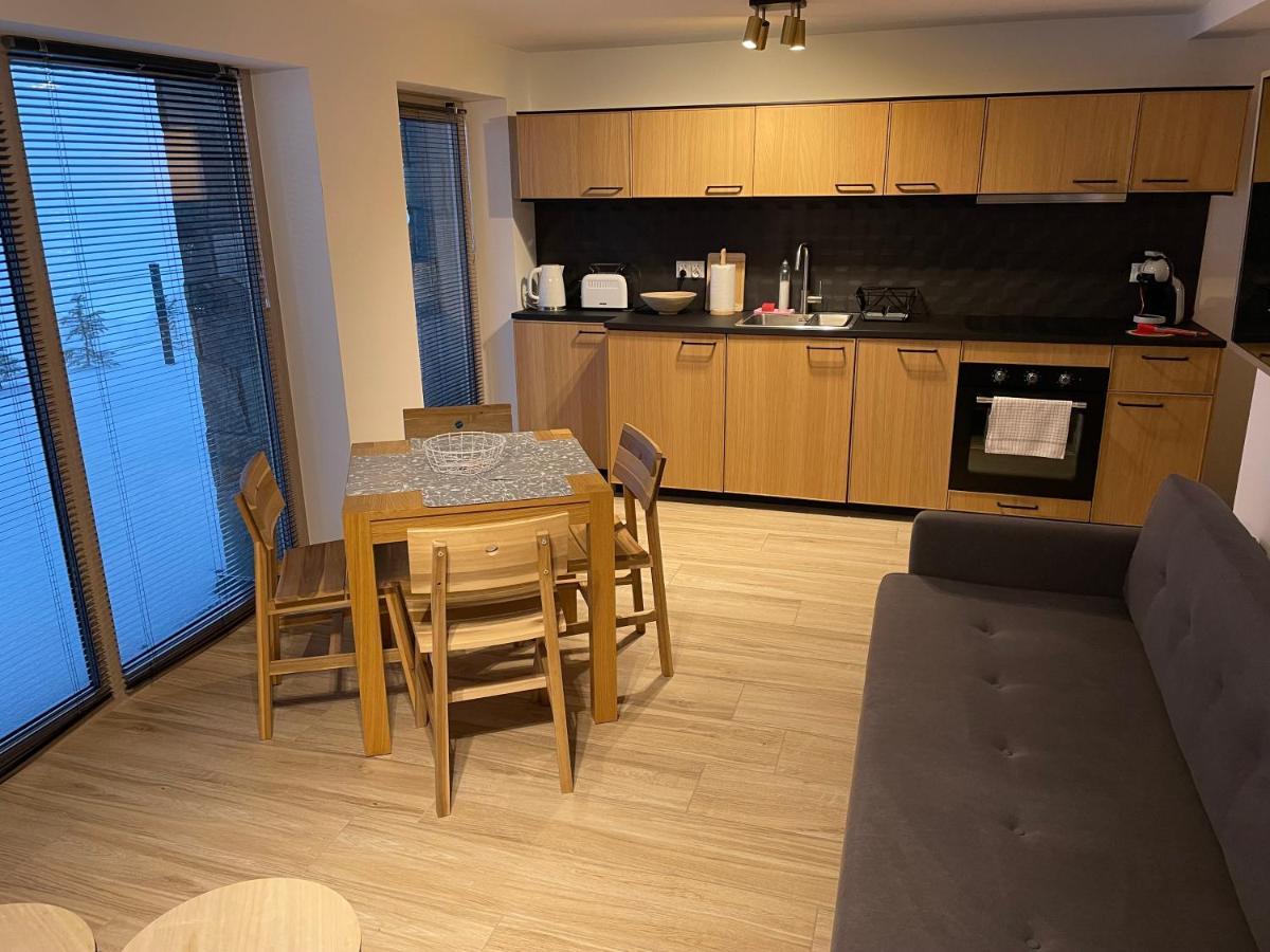 Apartamenty 'Okno Z Widokiem' วีสวา ภายนอก รูปภาพ